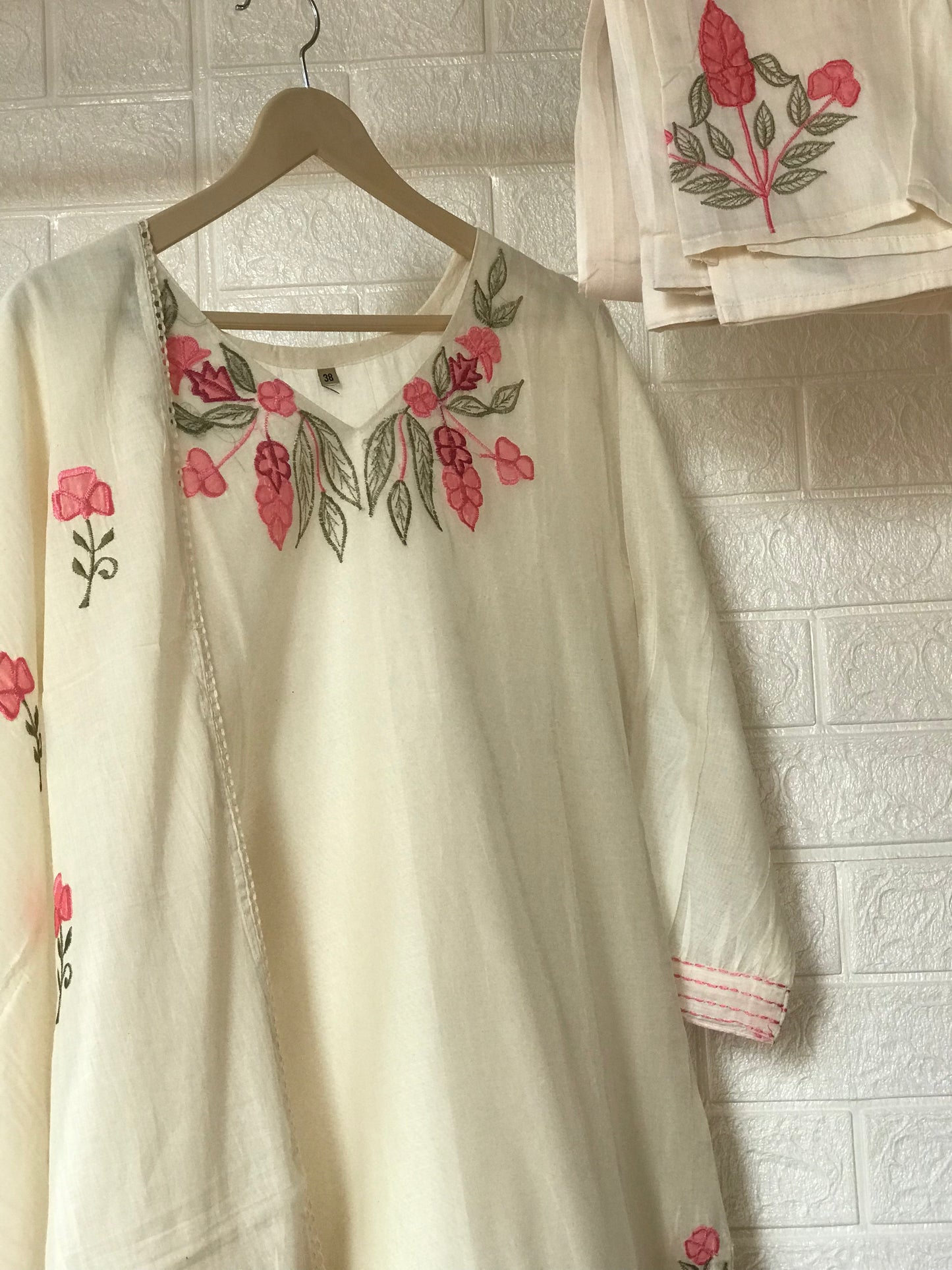 Floral embroidered White Kurti set