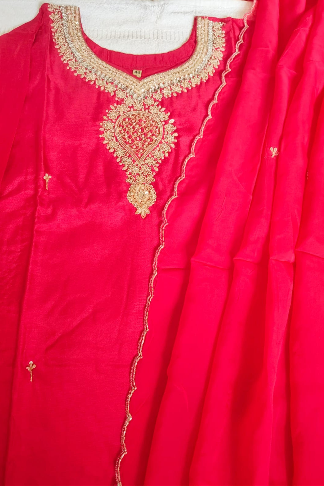 Rani pink Russian silk kurti set with golden embroidery